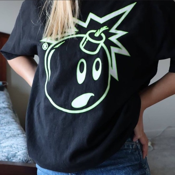 The hundreds - Picture 3 of 3